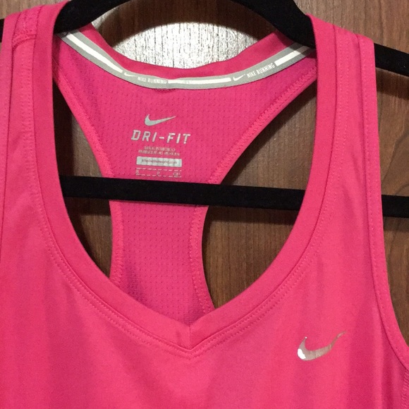 💗Hot Pink Nike Dri-Fit running tank top (S)💖 - Picture 2 of 5